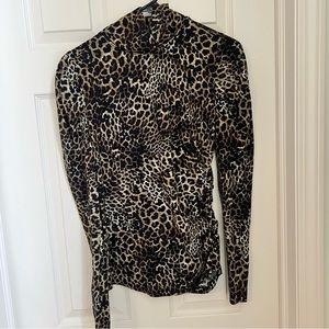 Cheetah print turtleneck shirt size medium